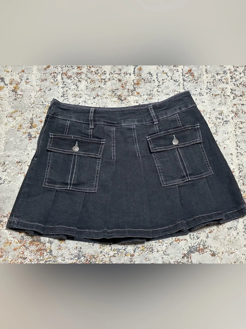 Hot Topic black denim pleated skirt size Large